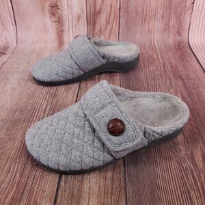Vionic Carlin Womens Size 6 Gray Quilted Fleece Lined Slip On Slippers Mules